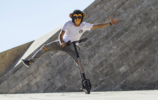 une trottinette électrique de chez Urbaneape